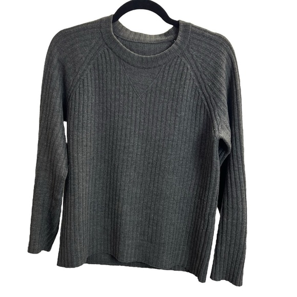Dolce & Gabbana Italy 100% wool grey ribbed knit raglan sleeve sweater IT 50 - Picture 5 of 16
